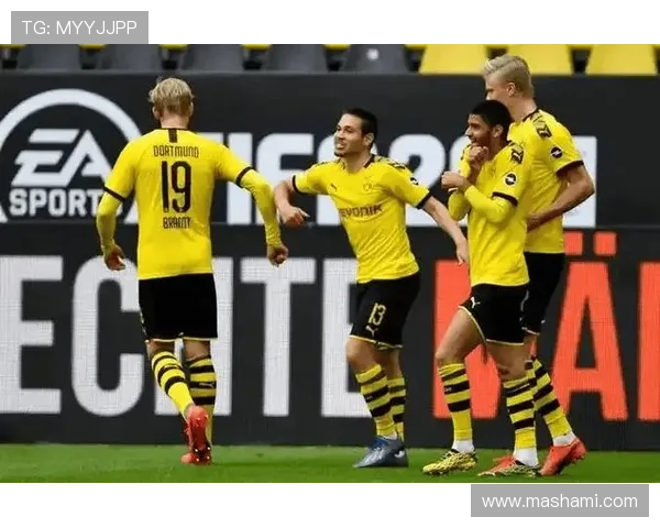 多特蒙德中场控制力不足,高强度比赛下表现受限 多特蒙德中场控制力不足,高强度比赛下表现受限